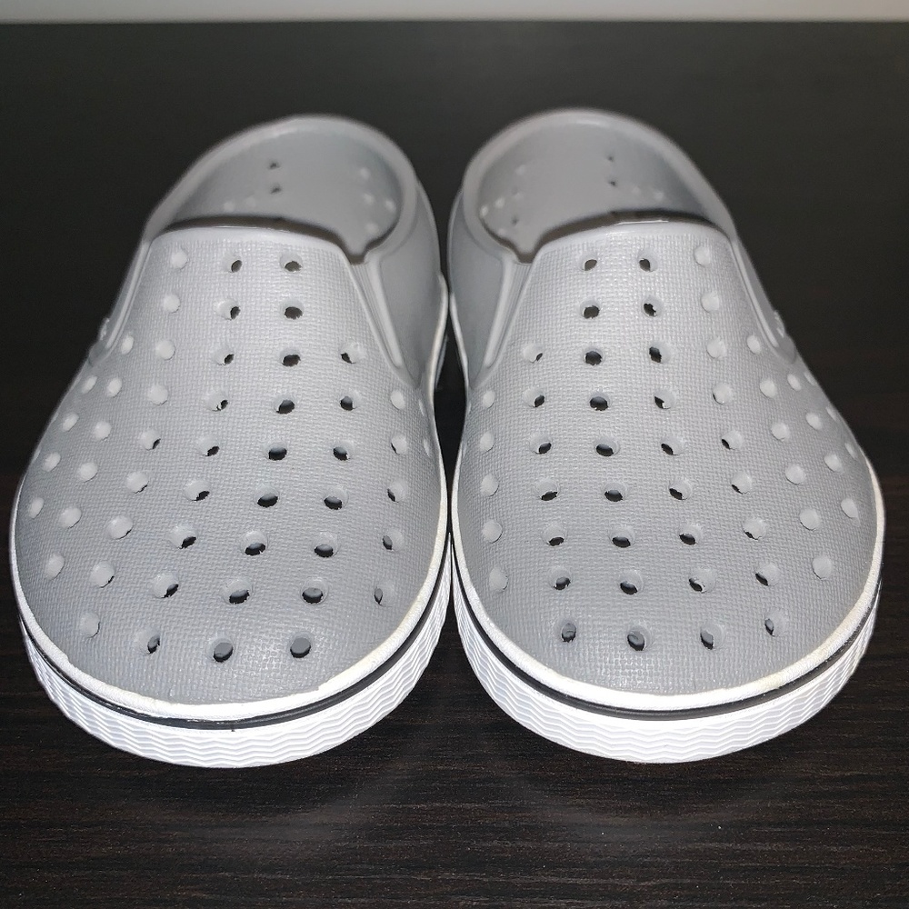Native Miles Water Shoes - Size 5